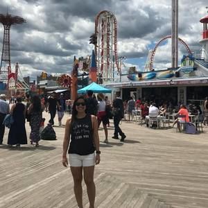 Meet your Posher, Hilda